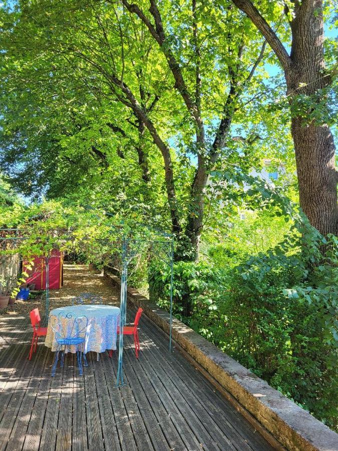 Atypique Chapelle Amenagee Hébergement de vacances *